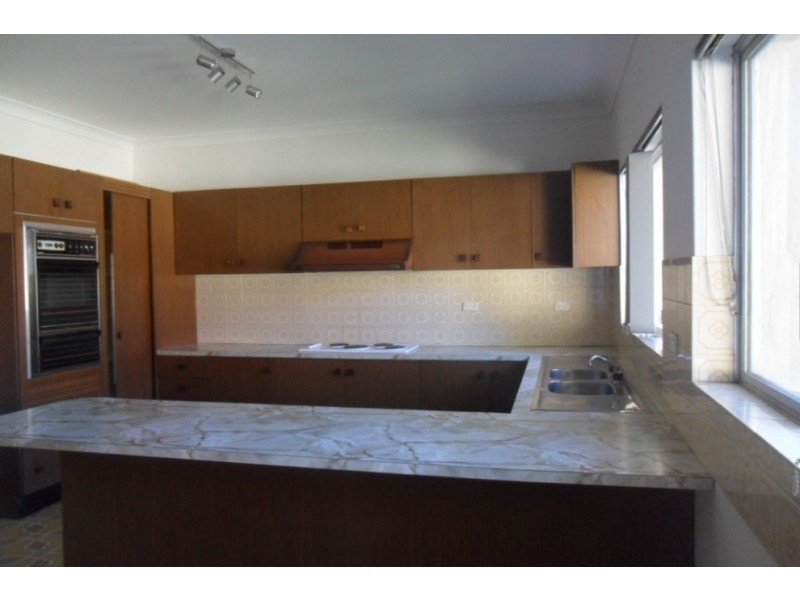 633 Henry Lawson Drive, East Hills NSW 2213