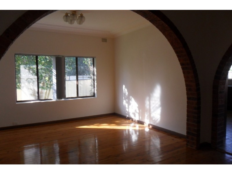 633 Henry Lawson Drive, East Hills NSW 2213