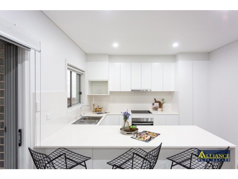 14 Karen Avenue, Picnic Point NSW 2213