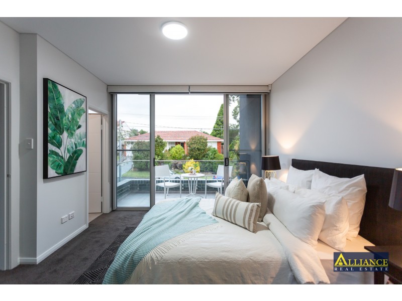 14 Karen Avenue, Picnic Point NSW 2213