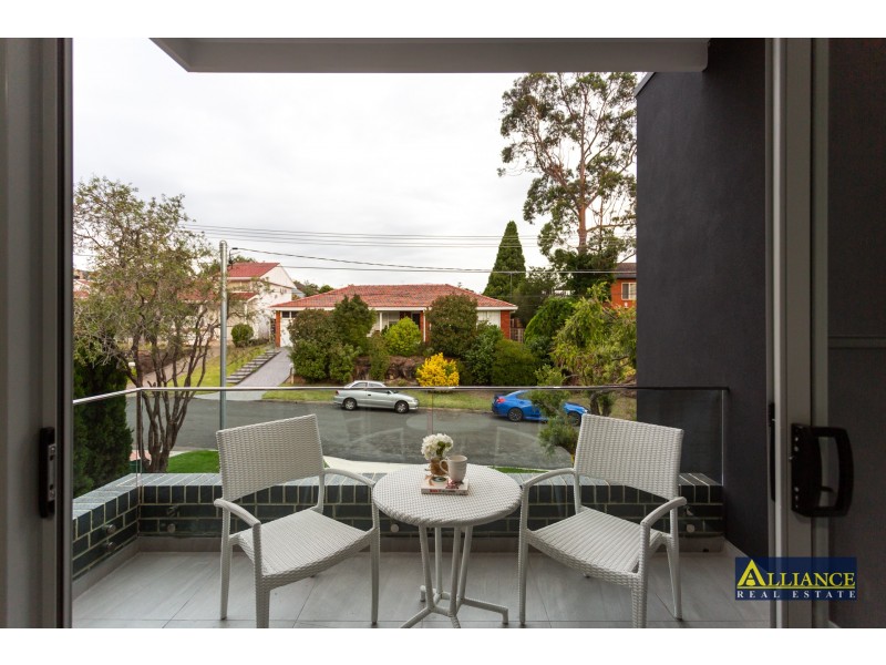 14 Karen Avenue, Picnic Point NSW 2213