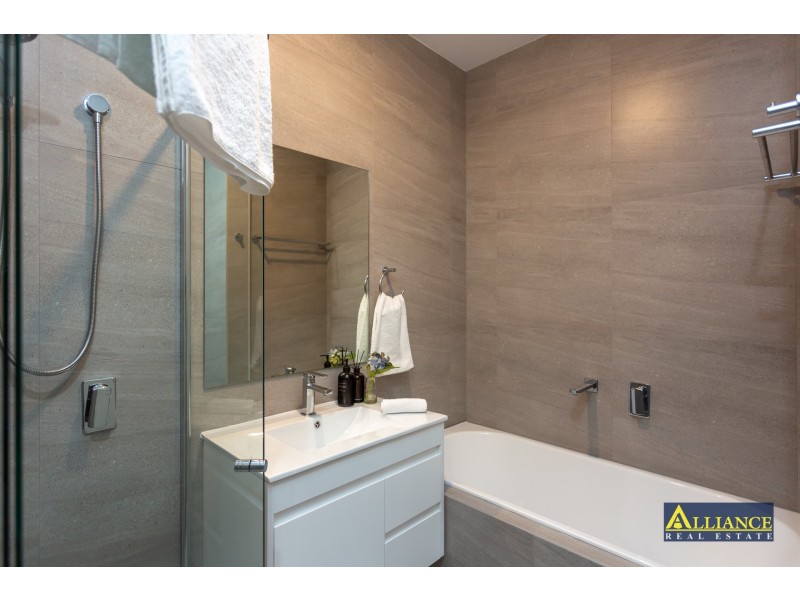 14 Karen Avenue, Picnic Point NSW 2213