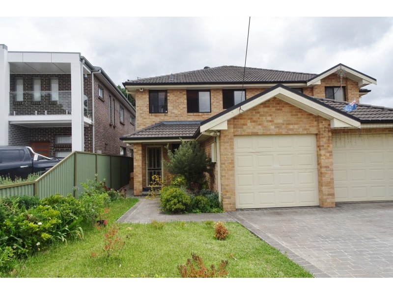 4A Langdale Avenue, Revesby NSW 2212