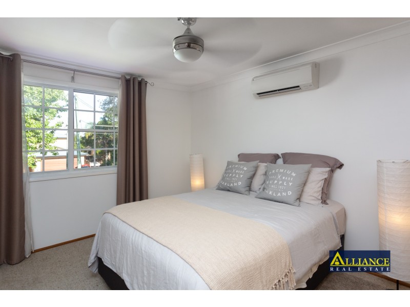 62 Victor Avenue, Picnic Point NSW 2213