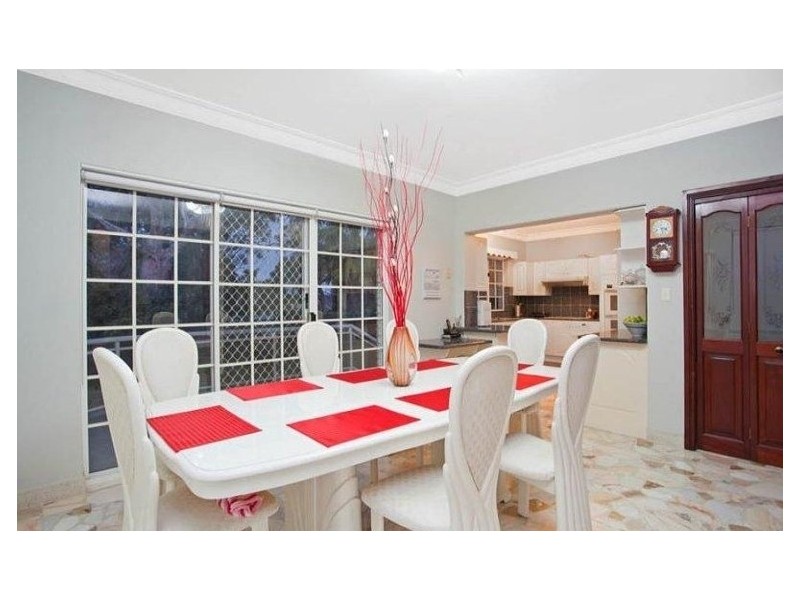 5 Palmer Close, Illawong NSW 2234