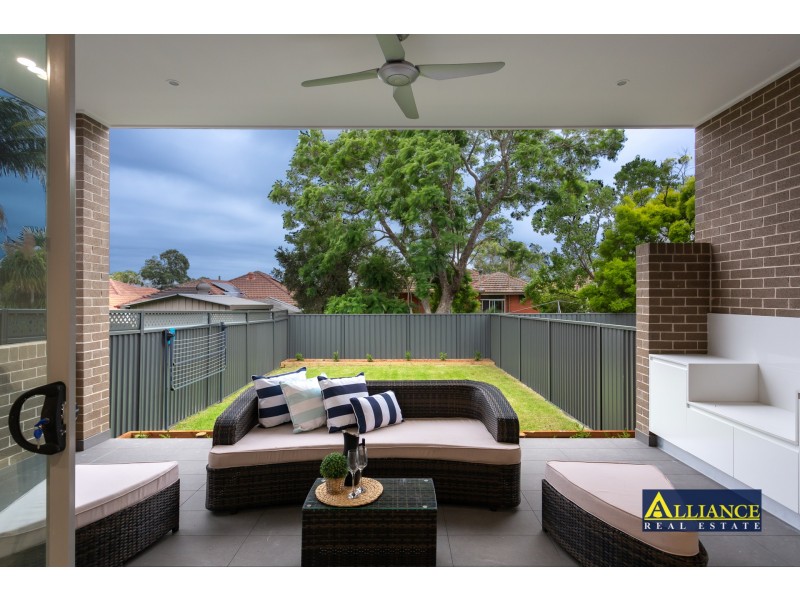 23 Prince Street, Picnic Point NSW 2213