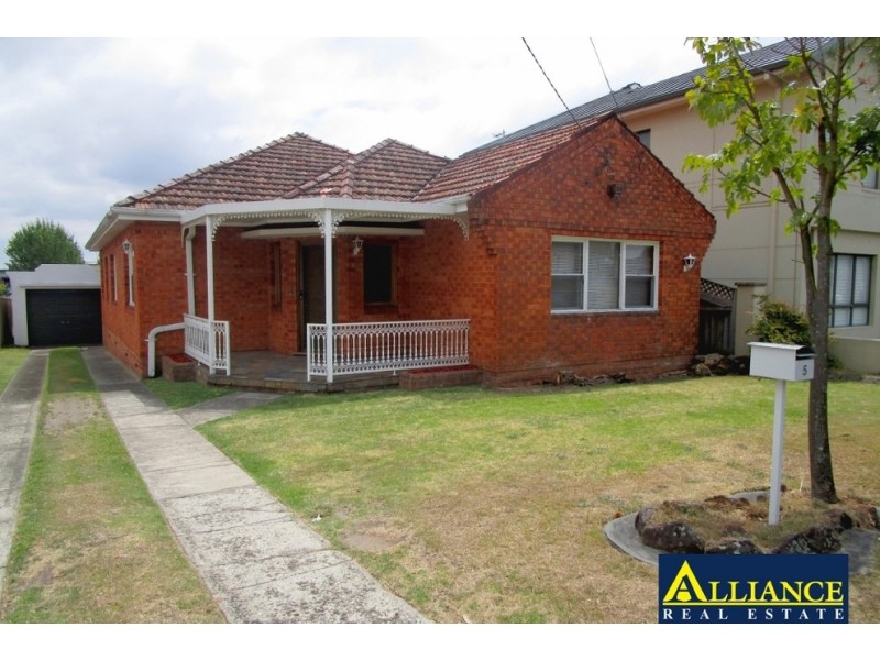 5 Oberon Street, Blakehurst NSW 2221