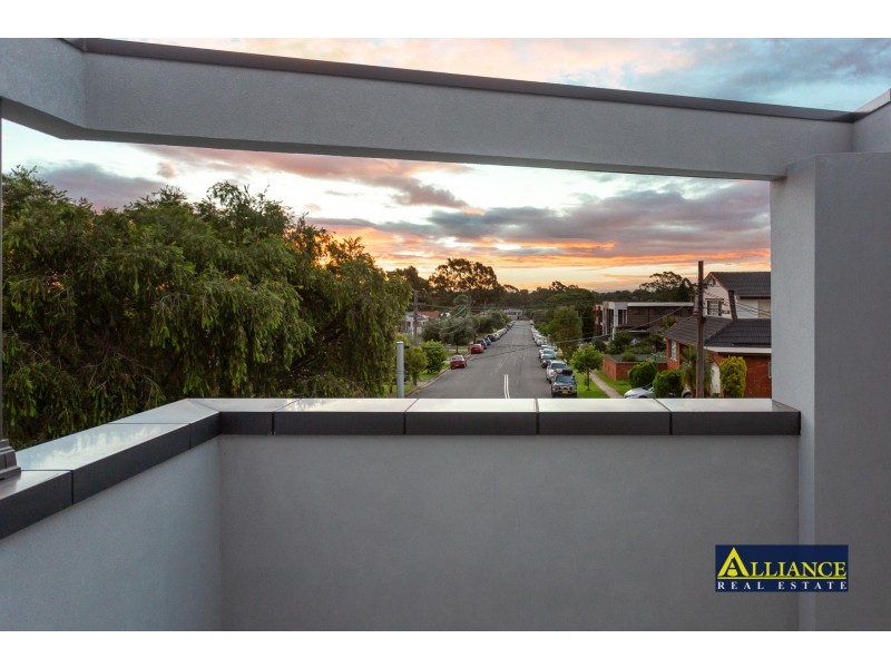 48 Gowlland Parade, Panania NSW 2213