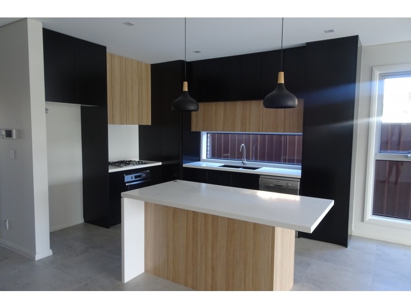 14 Eynham Road, Milperra NSW 2214