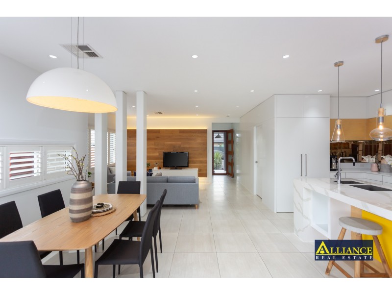 52 Schulten Street, Moorebank NSW 2170