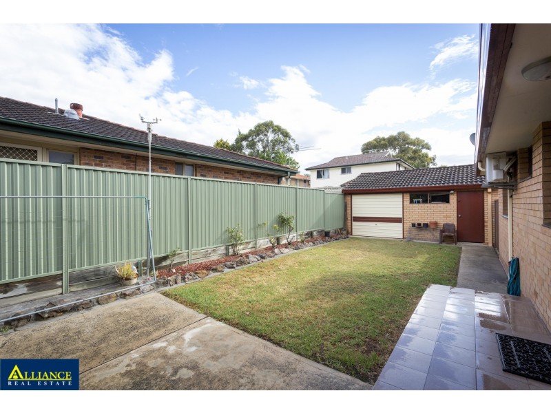 1/58 Forrest Road, East Hills NSW 2213