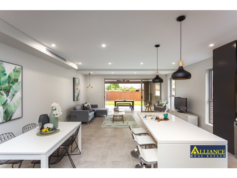 14 Eynham Road, Milperra NSW 2214