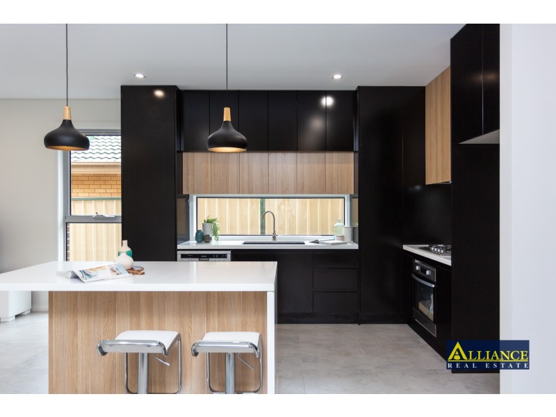 14 Eynham Road, Milperra NSW 2214