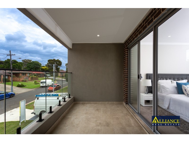 14 Eynham Road, Milperra NSW 2214