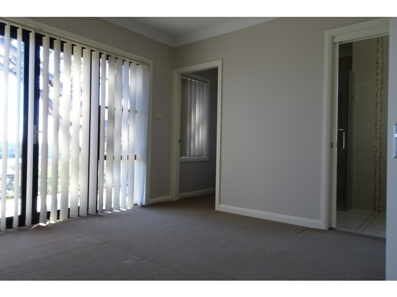 855B Henry Lawson Drive, Picnic Point NSW 2213