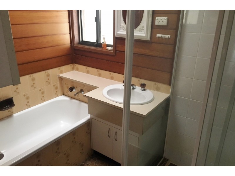 112 Lancia Drive, Ingleburn NSW 2565