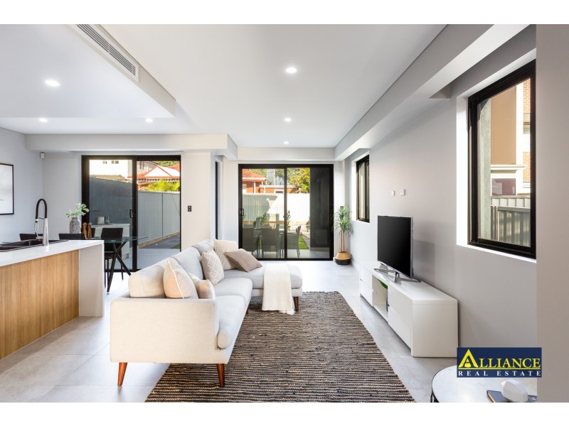 48 Gowlland Parade, Panania NSW 2213