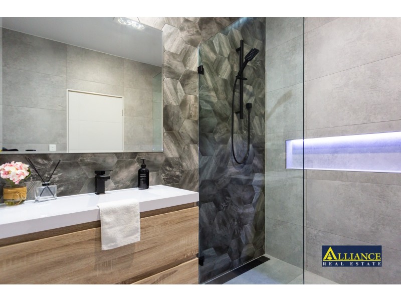 48 Gowlland Parade, Panania NSW 2213