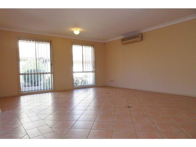2/82-86 Sherwood Street, Revesby NSW 2212