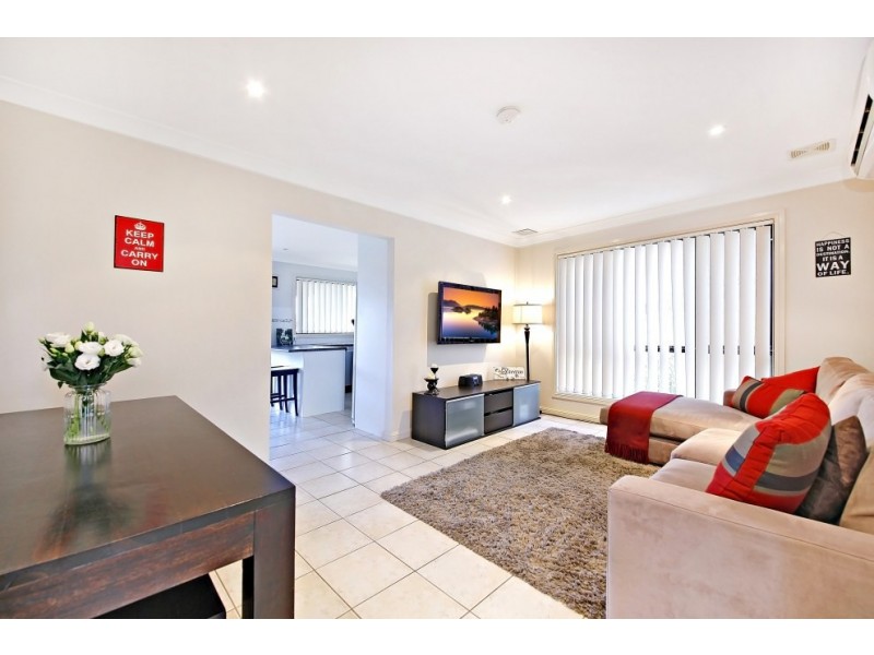 23a Eileen Street, Picnic Point NSW 2213