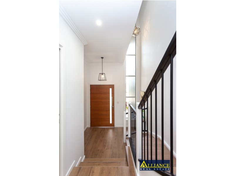 813A Henry Lawson Drive, Picnic Point NSW 2213