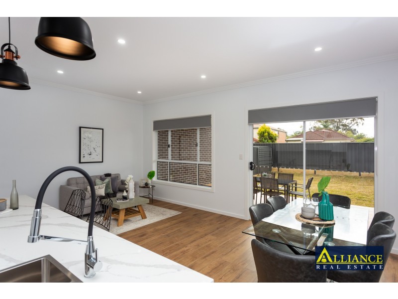 813A Henry Lawson Drive, Picnic Point NSW 2213