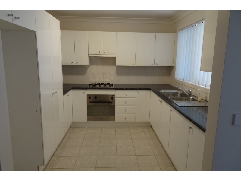 3/6-8 Lehn Road, East Hills NSW 2213