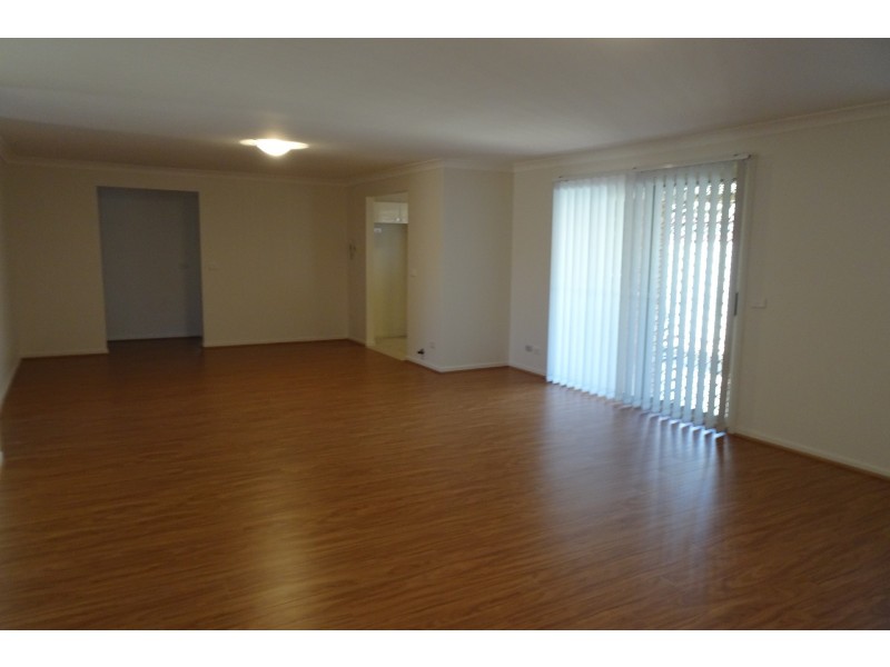 3/6-8 Lehn Road, East Hills NSW 2213