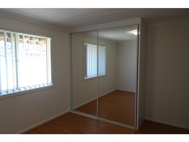 3/6-8 Lehn Road, East Hills NSW 2213