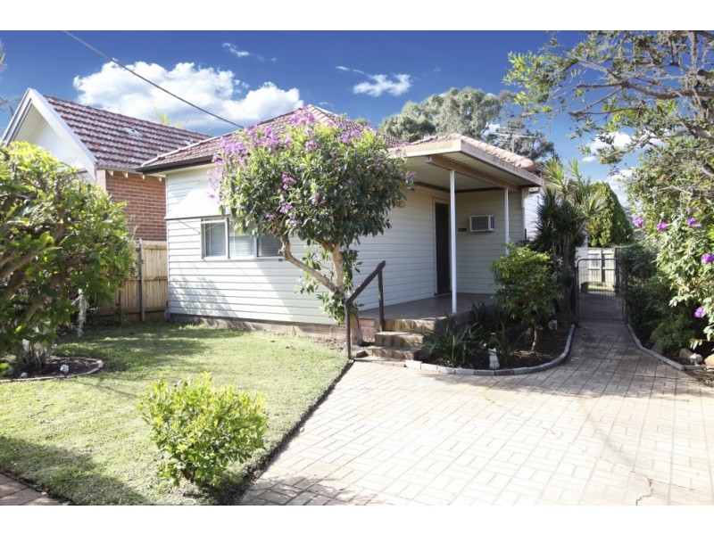 19 Picnic Point Road, Panania NSW 2213