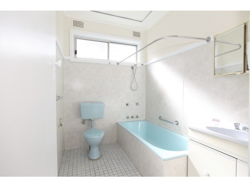 19 Picnic Point Road, Panania NSW 2213