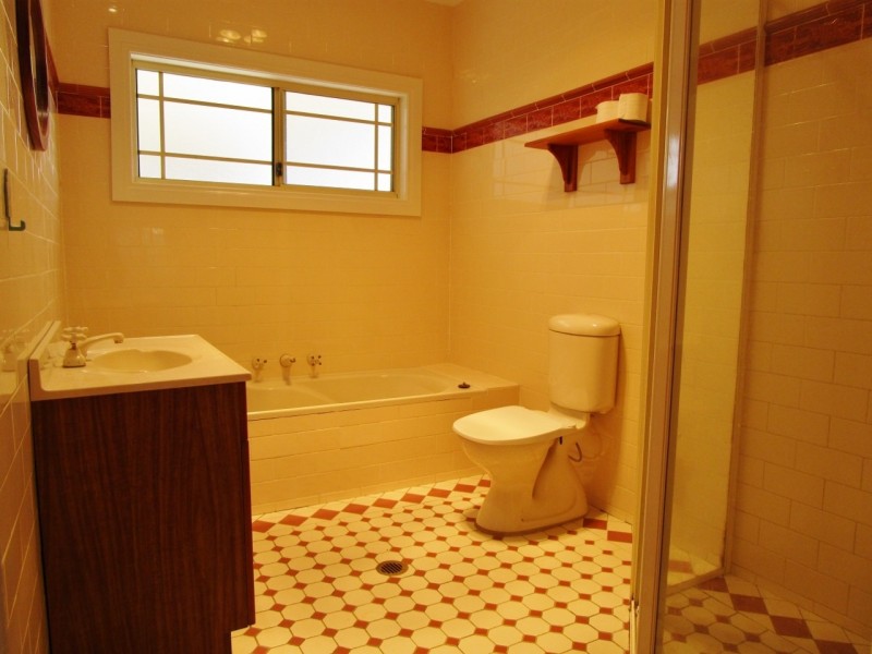 17 Worsley Street, East Hills NSW 2213