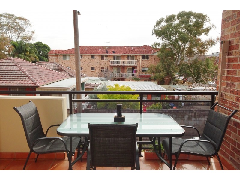 9/18-20 Hampden Street, Beverly Hills NSW 2209