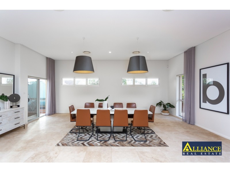 31 Burbank Avenue, East Hills NSW 2213