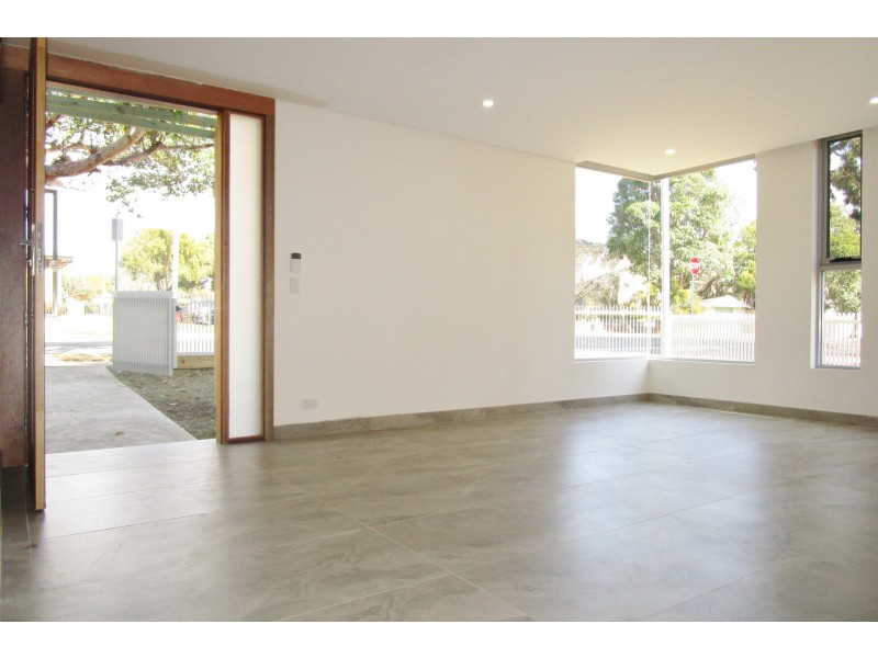 212 Marco Avenue, Panania NSW 2213