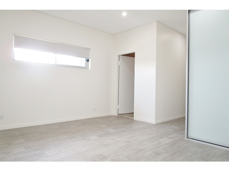 212 Marco Avenue, Panania NSW 2213