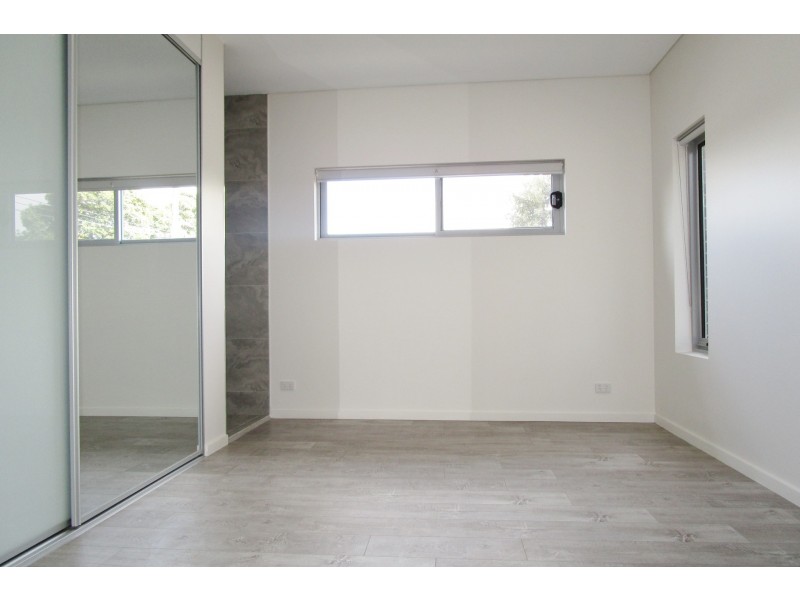 212 Marco Avenue, Panania NSW 2213