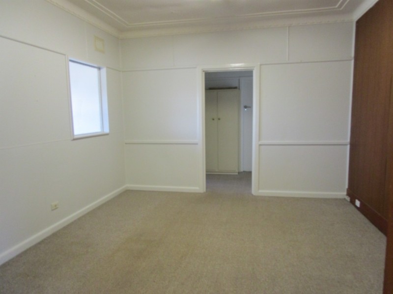 11 Queen Street, Revesby NSW 2212