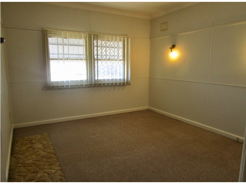 11 Queen Street, Revesby NSW 2212