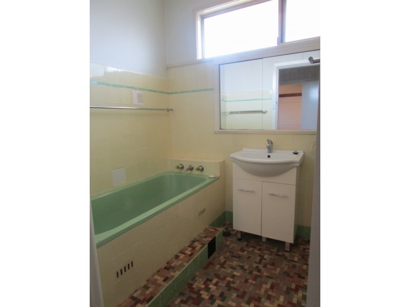 11 Queen Street, Revesby NSW 2212