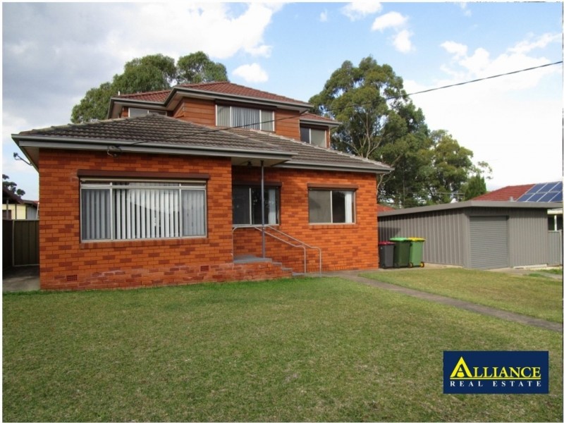 39 Toby Crescent, Panania NSW 2213