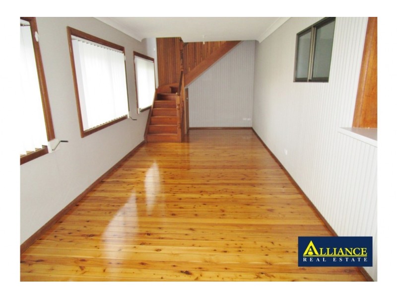 39 Toby Crescent, Panania NSW 2213