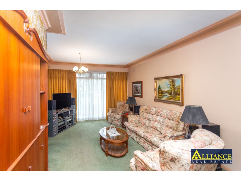 26 Harford Avenue, East Hills NSW 2213