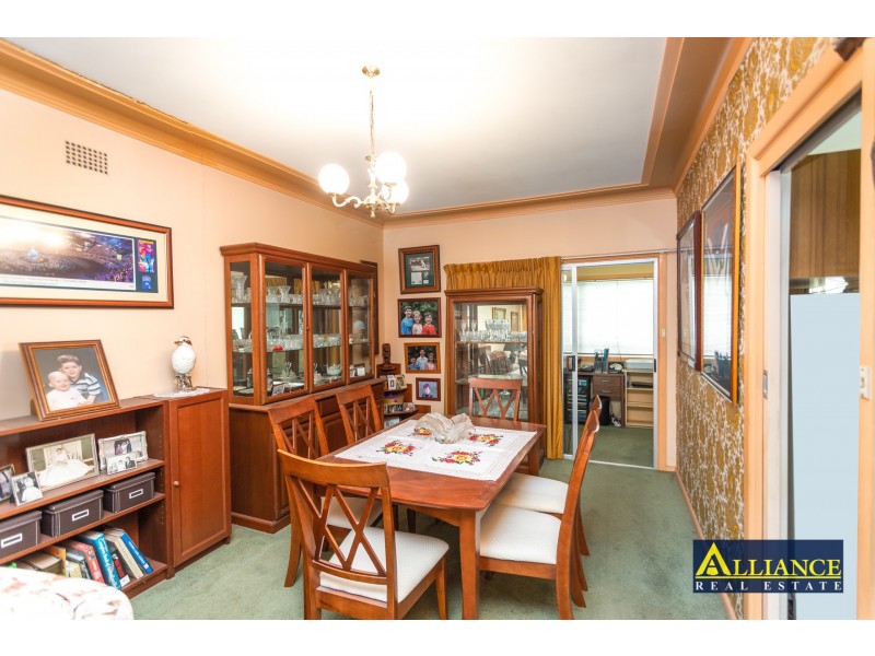 26 Harford Avenue, East Hills NSW 2213