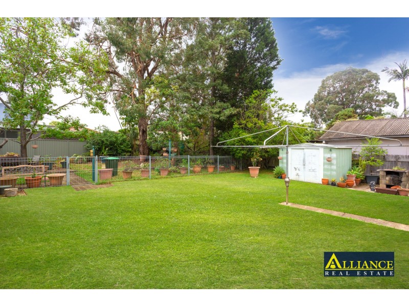 26 Harford Avenue, East Hills NSW 2213