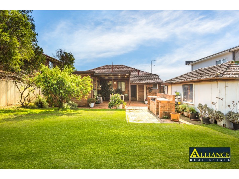 39 Carson Street, Panania NSW 2213
