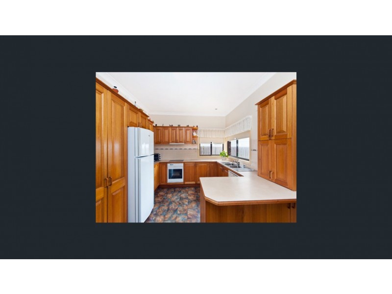 24 Eileen Street, Picnic Point NSW 2213