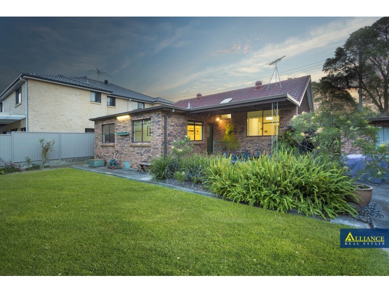 69 Kennedy Street, Picnic Point NSW 2213