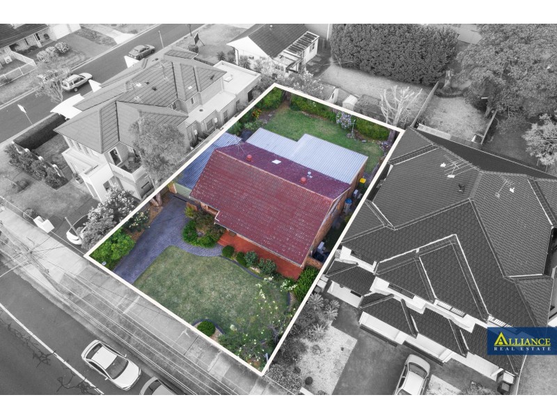 69 Kennedy Street, Picnic Point NSW 2213