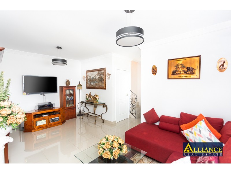 4A Penrose Avenue, East Hills NSW 2213